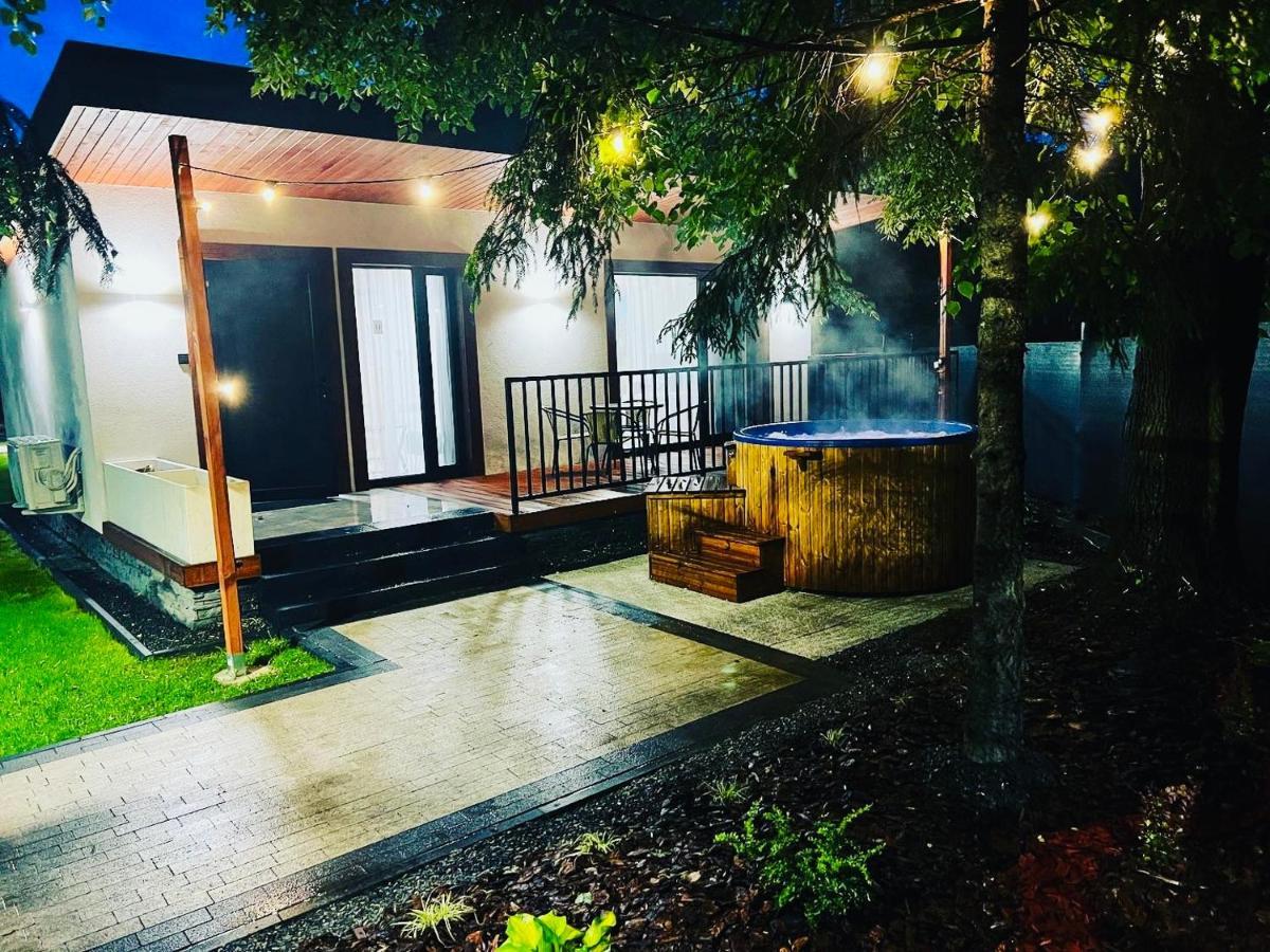 Wrzos Resort & Wellness **** Domki Caloroczne Венґерська Ґурка Екстер'єр фото